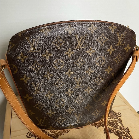 Vintage Louis Vuitton Monogram Drouot Crossbody - Picture 2 of 16